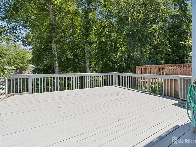 6 Bradford Dr — Photo 18
