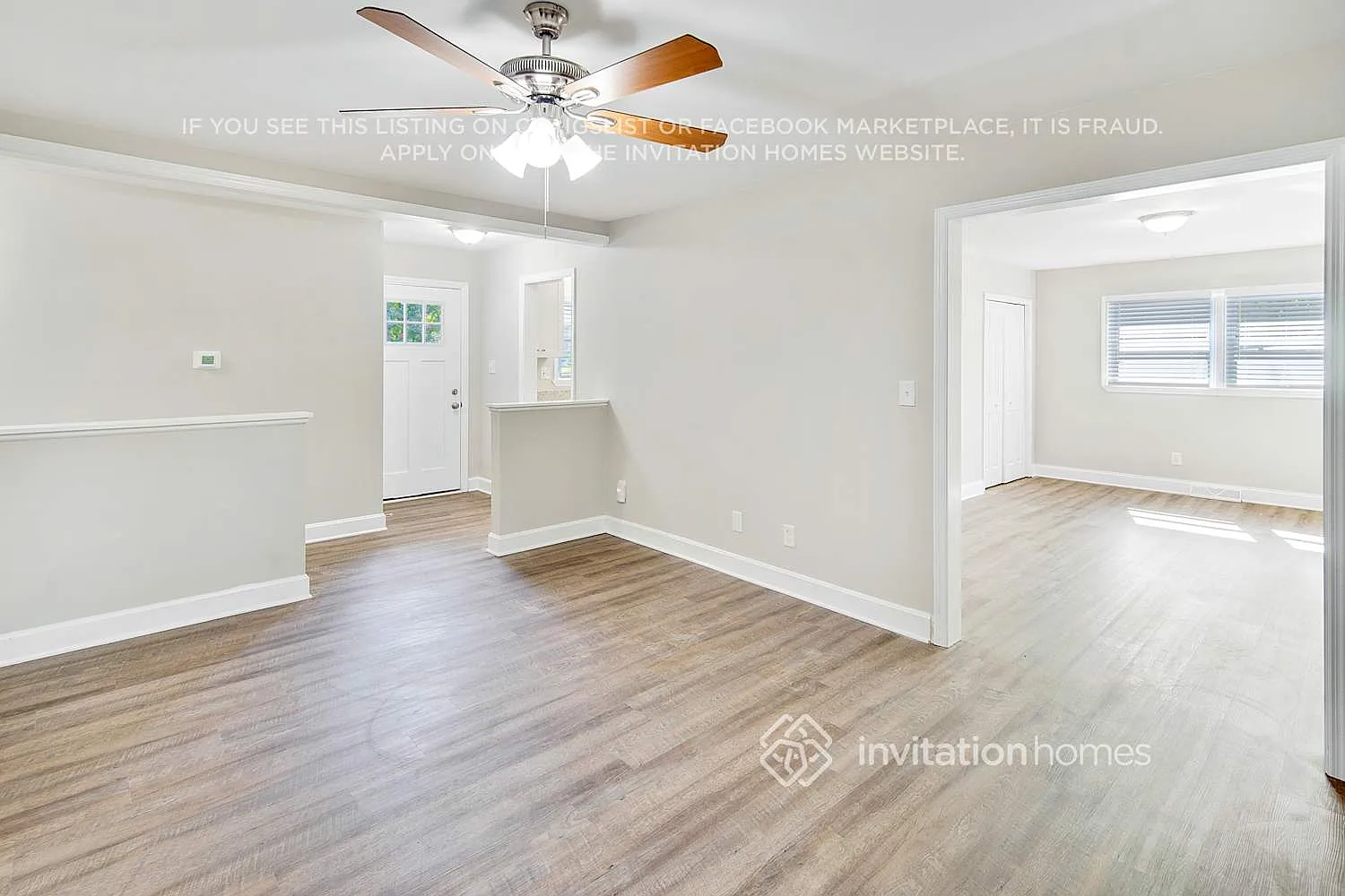 5009 Brooktree Dr Charlotte, NC 28208 — Photo 4