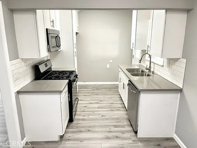 3 bed, 1000 sqft, $3,600 — Photo 4