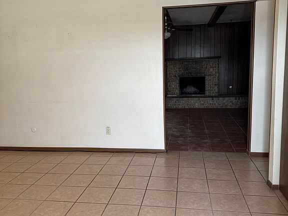3rd image of 2321 Frank Beard Dr