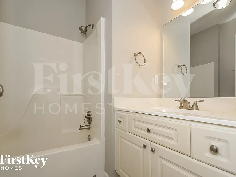 117 Cobblestone Ter — Photo 13