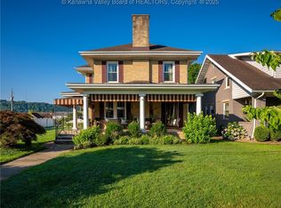 2961 Staunton Rd, Huntington, WV 25702