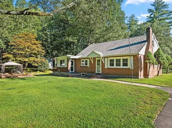 117 Pond Street, Newton, NH 03858
