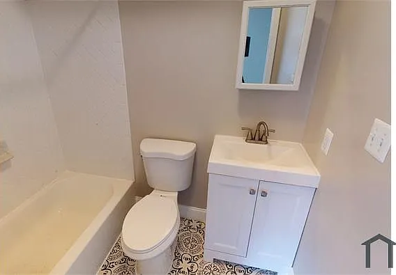 3 bed, $2,549 — Photo 3