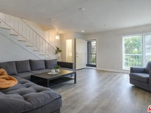 7000 S La Cienega Blvd APT 28, Inglewood, CA 90302