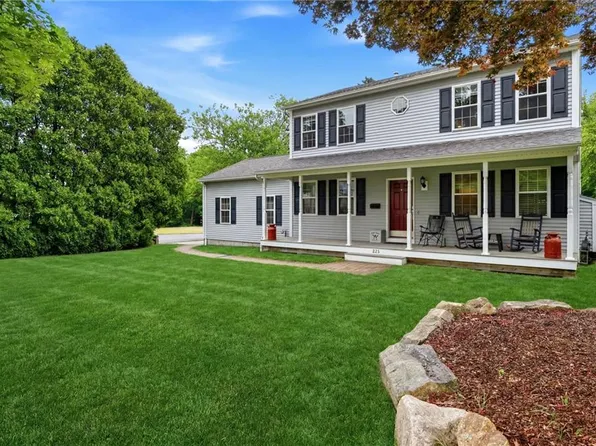 223 Rodman St, South Kingstown, RI 02879