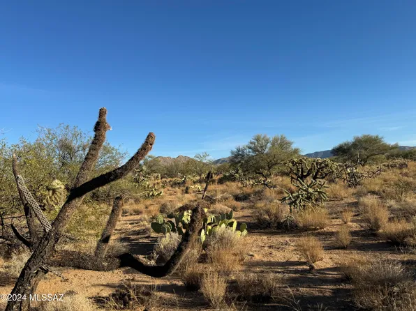 14982 S Garvey Rd, Tucson, AZ 85736