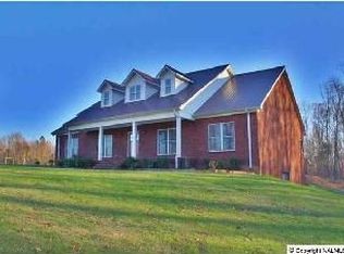 18122 Happy Hollow Rd, Elkmont, AL 35620