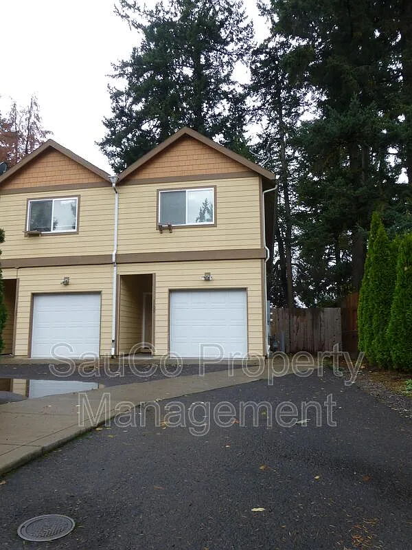 3 bed, 2.5 bath, 1667 sqft, $2,295 — Photo 1