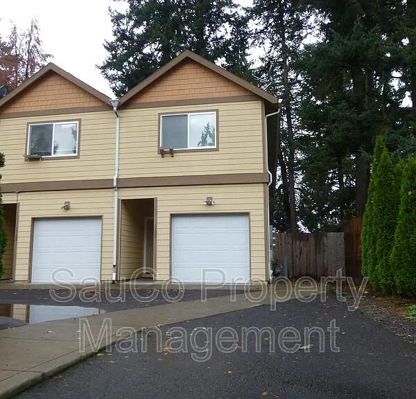 1109 NE 106th Ave — Photo 1
