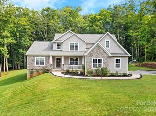 412 Greenview Dr #10, Jefferson, NC 28640