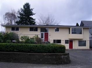 1025 Monroe Ave NE, Renton, WA 98056