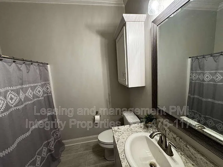 200 Tennyson Dr — Photo 20