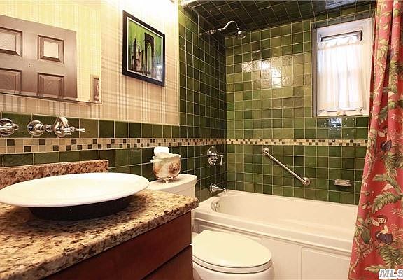 2nd image of 223 7th St APT 1G
