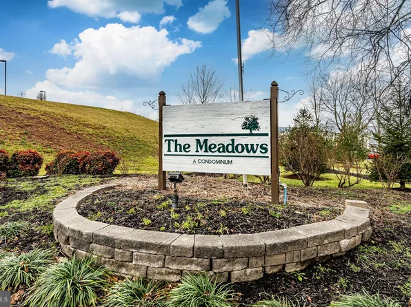1209 Meadowview Ln #1209, Mont Clare, PA 19453