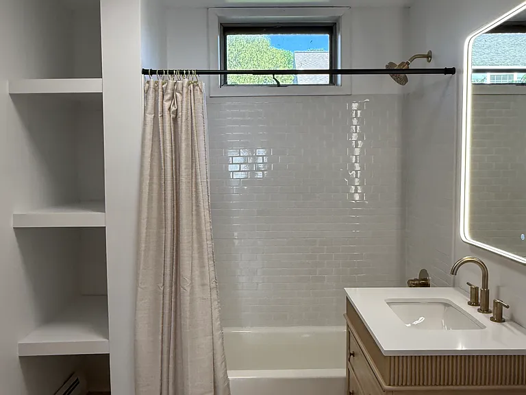 232 Riverside Dr — Photo 14