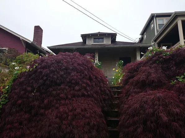 1823 N 52nd St, Seattle, WA 98103