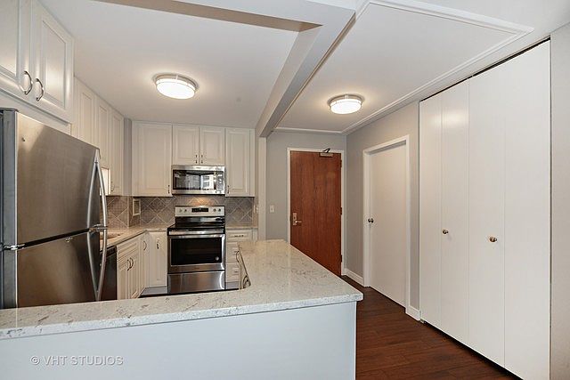 1st image of 401 E Ontario St APT 1103