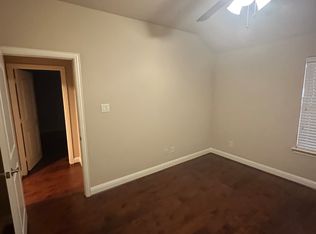 10525 Chaucer Hill Ln, Irving, TX 75063