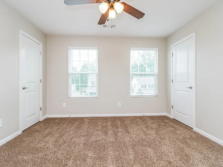 4004 Alicia Ln — Photo 15