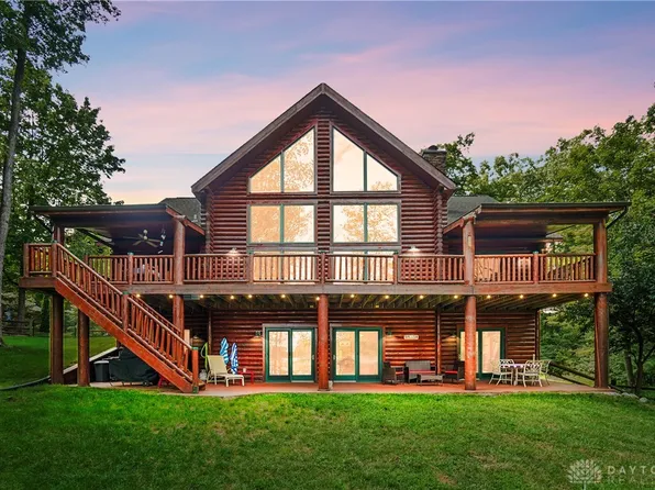 1196 George Allen Dr, South Vienna, OH 45369