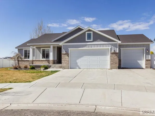 5776 S Cedarwood Ln, Ammon, ID 83406