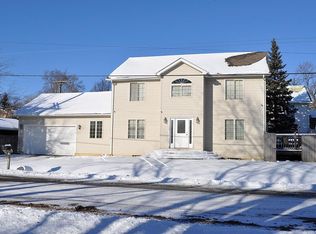 2914 Southlawn St, Ypsilanti, MI 48197