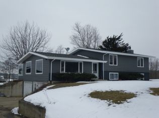 779 Heather Ln, Oregon, WI 53575