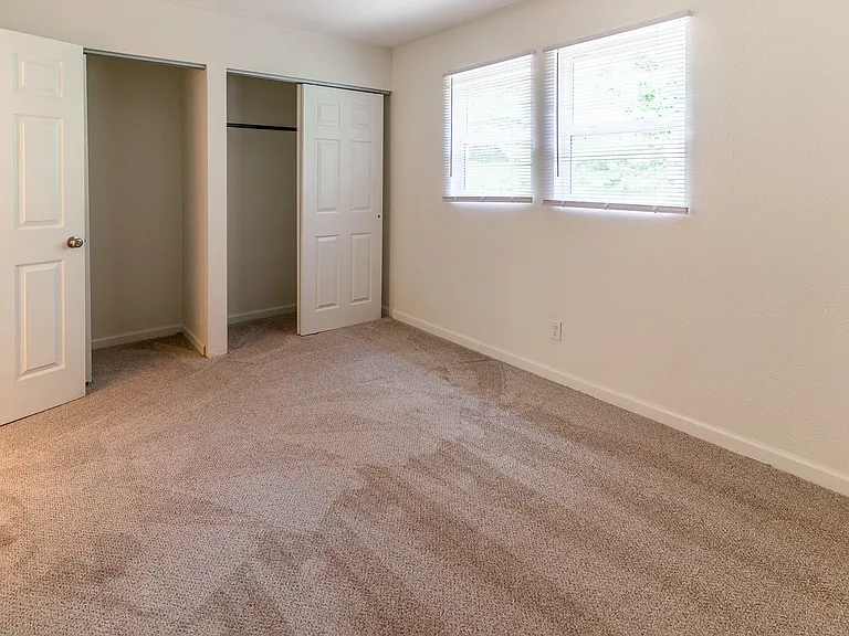 Arbor Pointe Townhomes — Photo 25