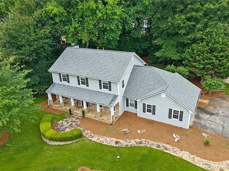 4496 Windsor Oaks Dr — Photo 3