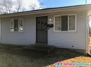454 Scenic Dr, Saint Louis, MO 63137
