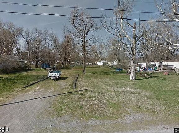 5th image of 2811 Lincoln Ave