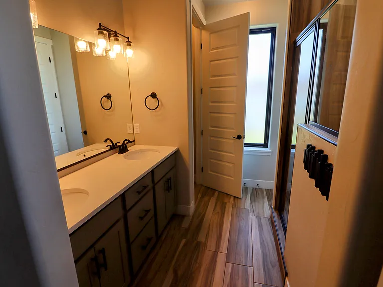 846 Rupp Ave — Photo 15