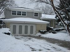 2nd image of 918 Sutton Dr