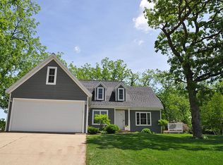 105 Kent Dr, Barneveld, WI 53507