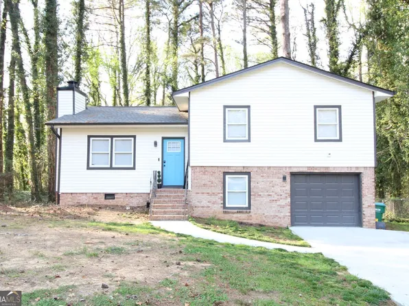 3367 Oak Dr, Snellville, GA 30078