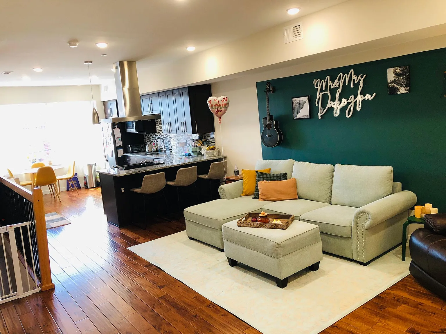 3 bed, 1521 sqft, $2,675 — Photo 1