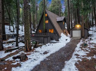 10619 Conifer Ln, Wofford Heights, CA
