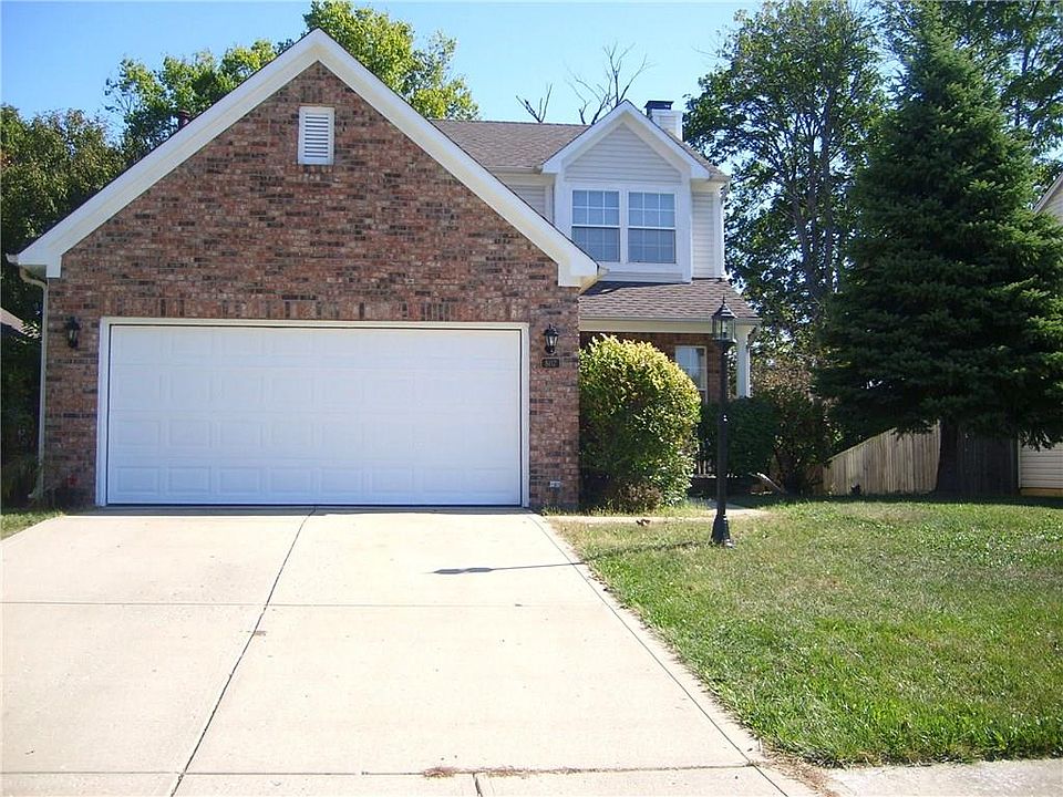 1st image of 807 Pioneer Woods Dr