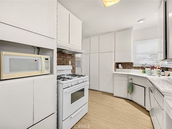 4th image of 4577 Ranger Ave