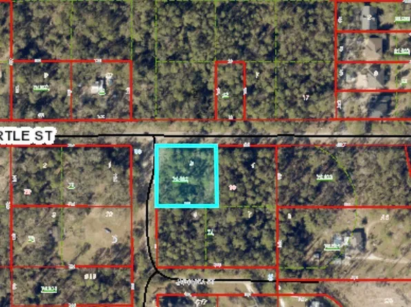6th Ave #A, Fairhope, AL 36532
