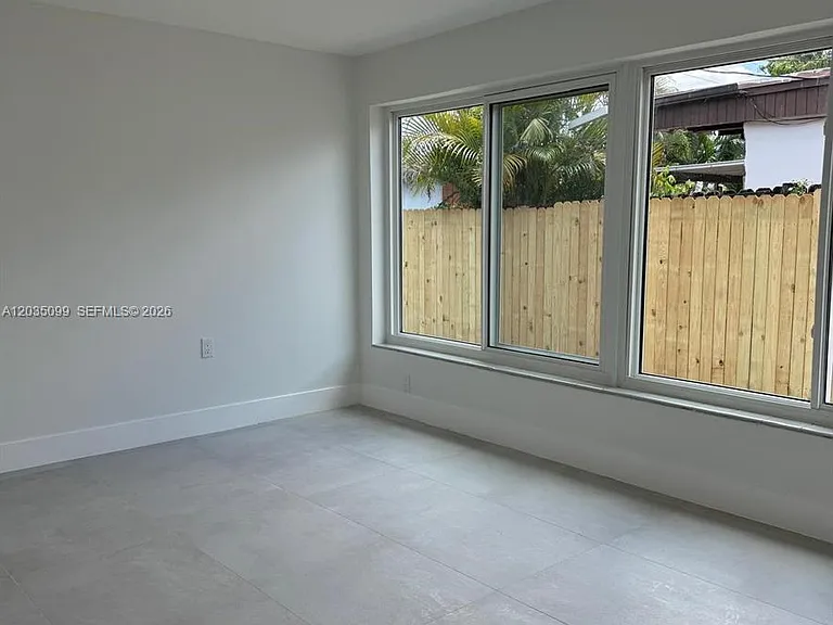 4028 SW 49th Ct — Photo 17