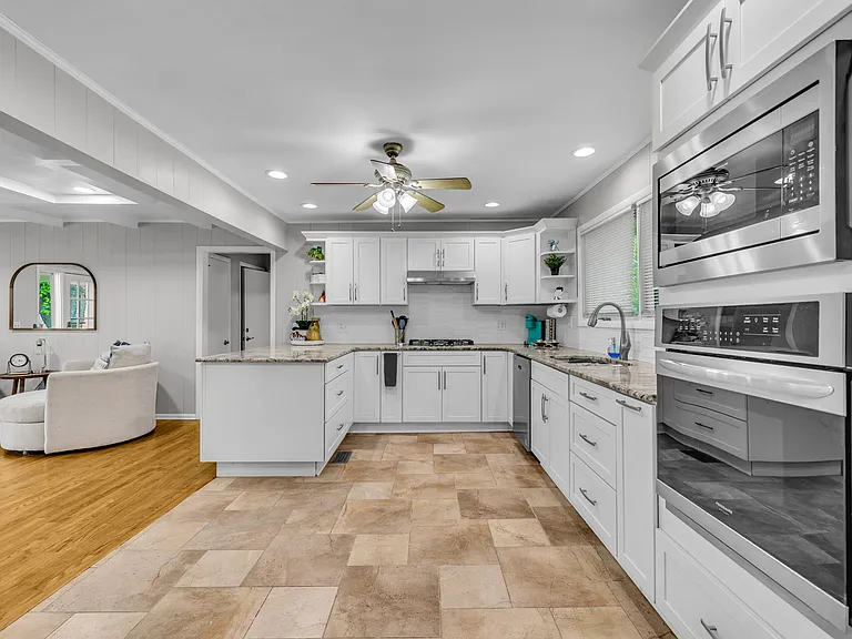 518 Twin Oak Dr — Photo 9