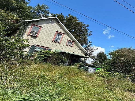 3rd image of 1237 S Mahoning Ave