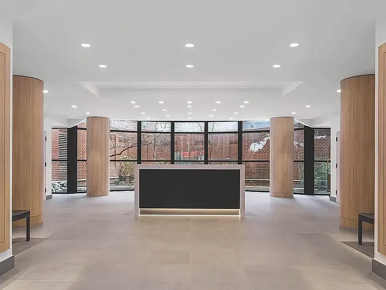 275 Greenwich St #5P — Photo 10