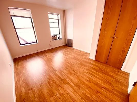 1st image of 519 W 48th St #8B