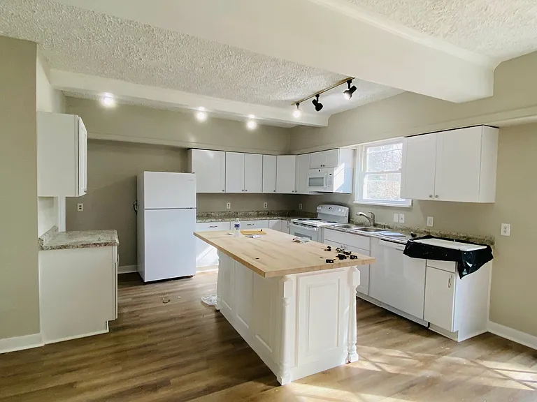3508 Decatur St — Photo 24
