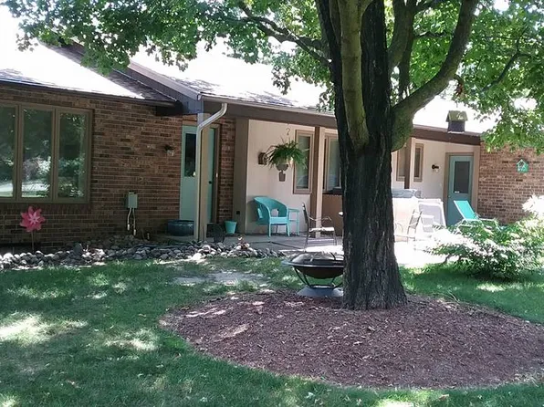 3890 Walker Ave NW, Grand Rapids, MI 49544