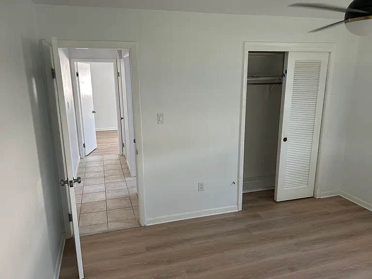 2247 Claiborne Dr — Photo 9