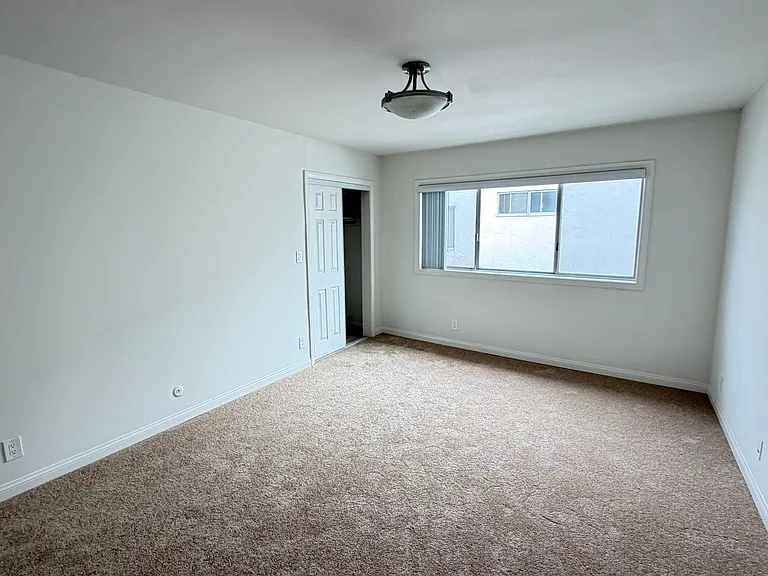 6637 Springpark Ave #6 — Photo 13
